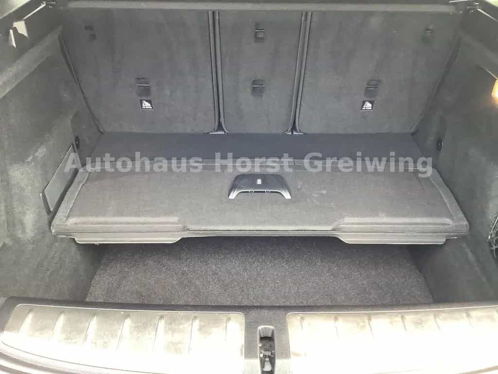 BMW X2 sDrive 18 d Advantage 11/2022-photo-23