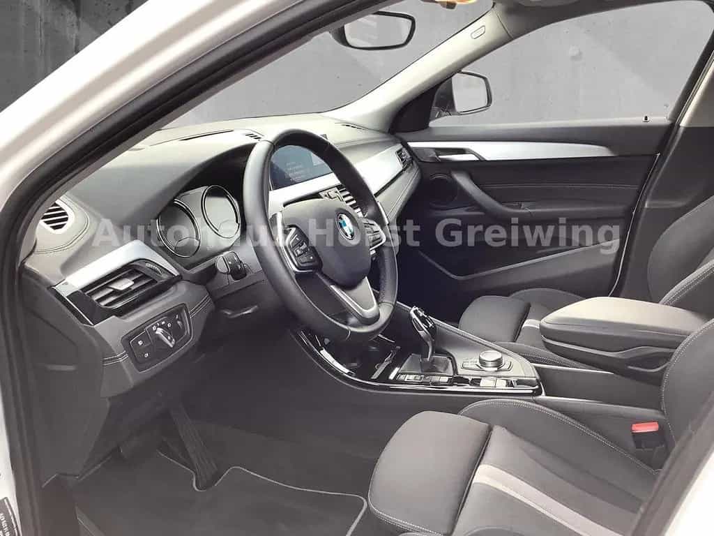BMW X2 sDrive 18 d Advantage 11/2022-photo-9