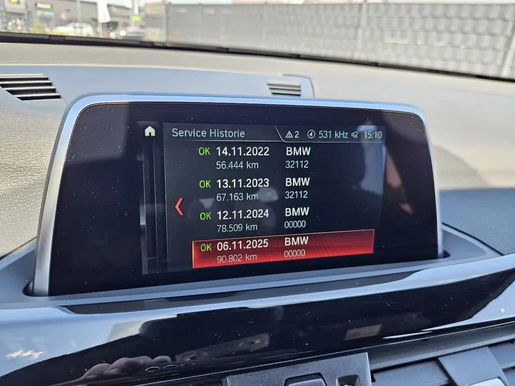 BMW X1 xDrive 20i Sport Line NAVI PDC SHZ AHK 1.HAND 11/2017-photo-21