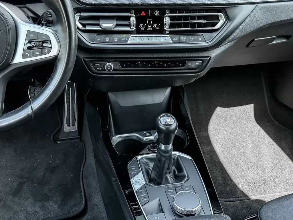 BMW 118 d M-PAKET+HIFI+SHZ+NAVI+PDC+LORDOSE 04/2022-photo-10