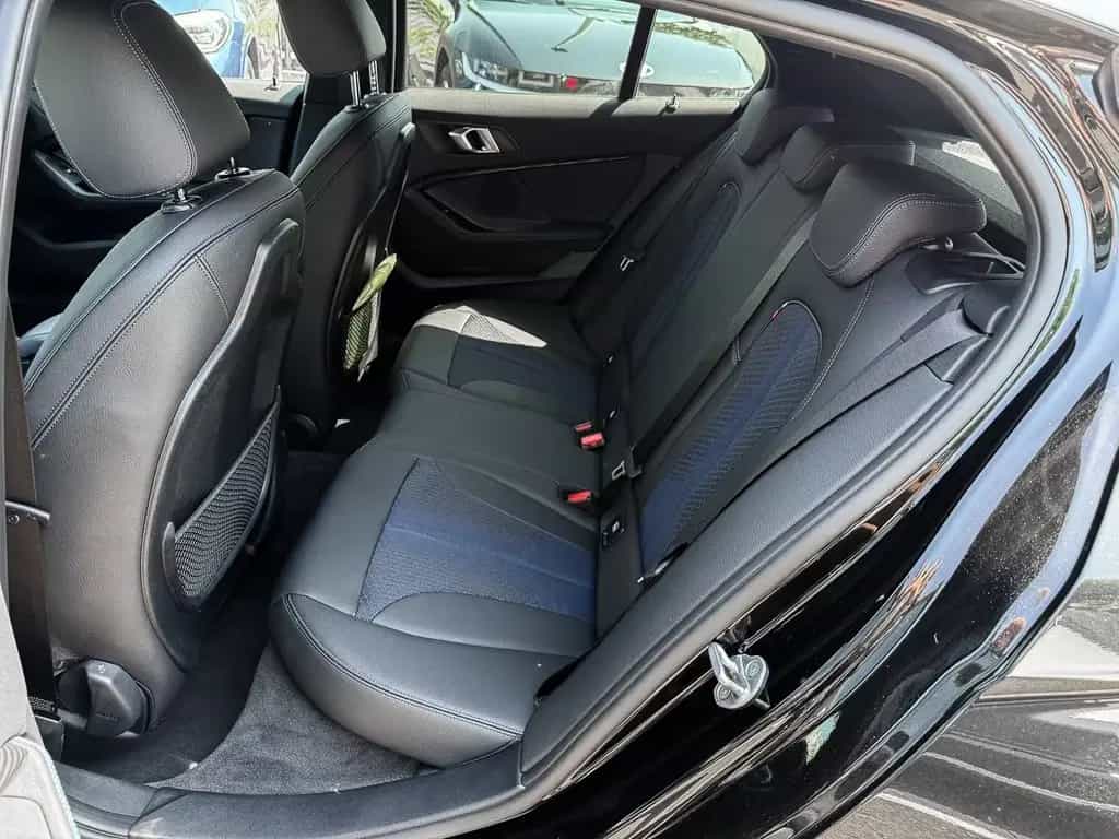 BMW 118 d M-PAKET+HIFI+SHZ+NAVI+PDC+LORDOSE 04/2022-photo-17