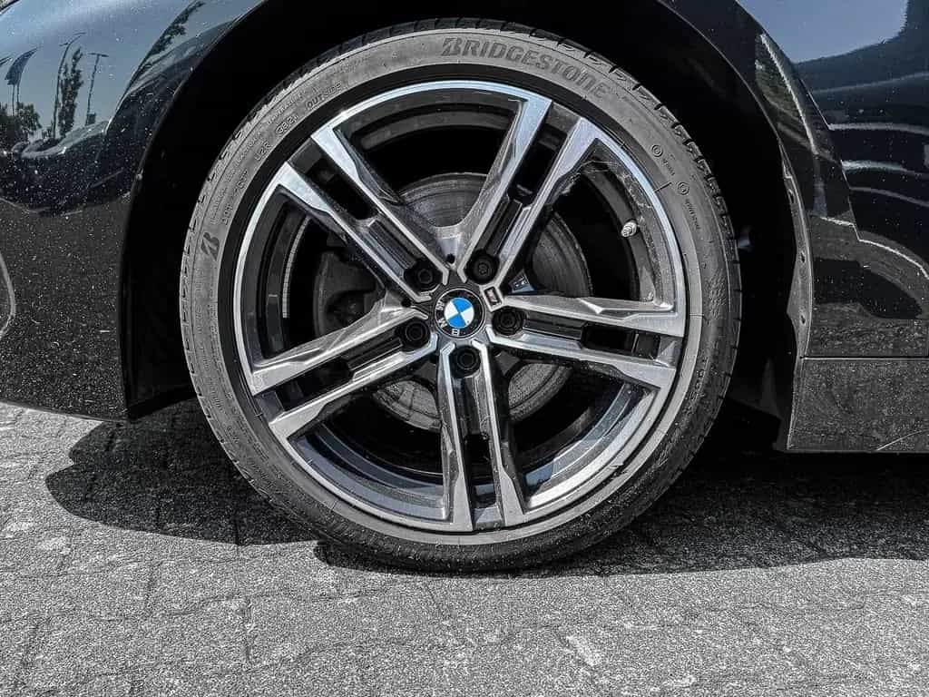 BMW 118 d M-PAKET+HIFI+SHZ+NAVI+PDC+LORDOSE 04/2022-photo-5