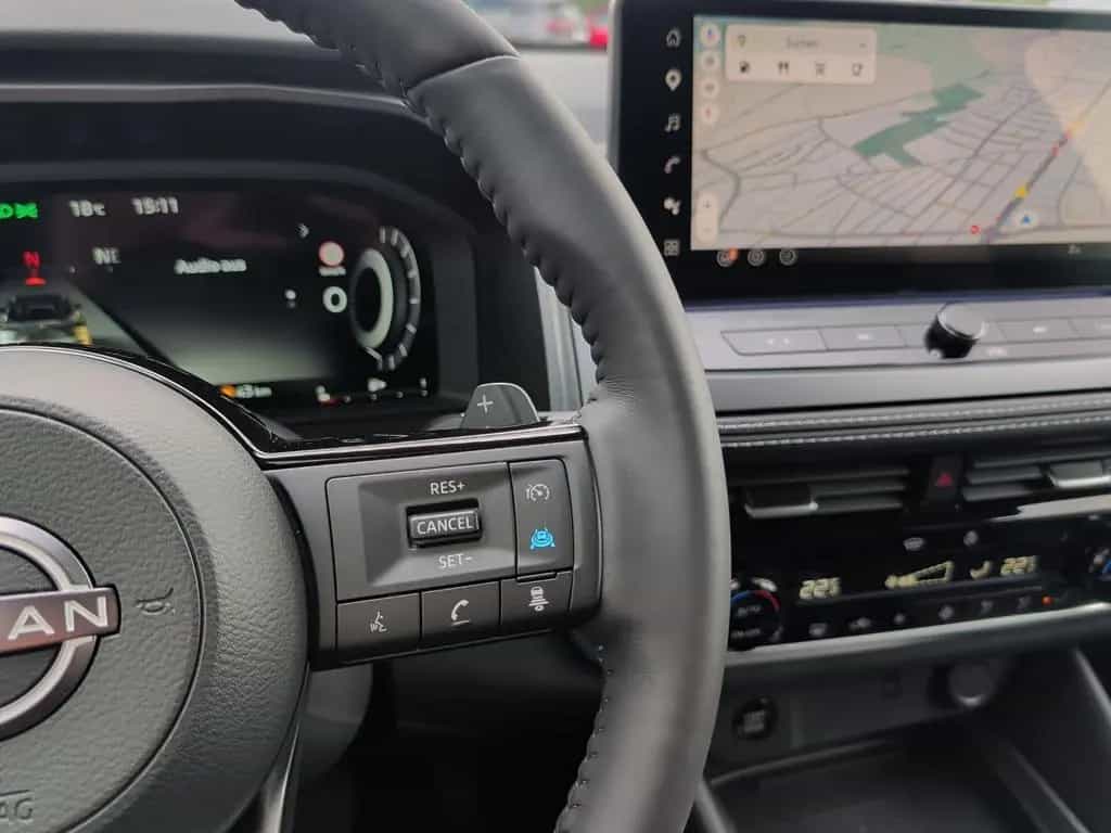 Nissan Qashqai n-connecta HUD+eHeckkl+Winter+Navi+ACC+3 10/2025-photo-18
