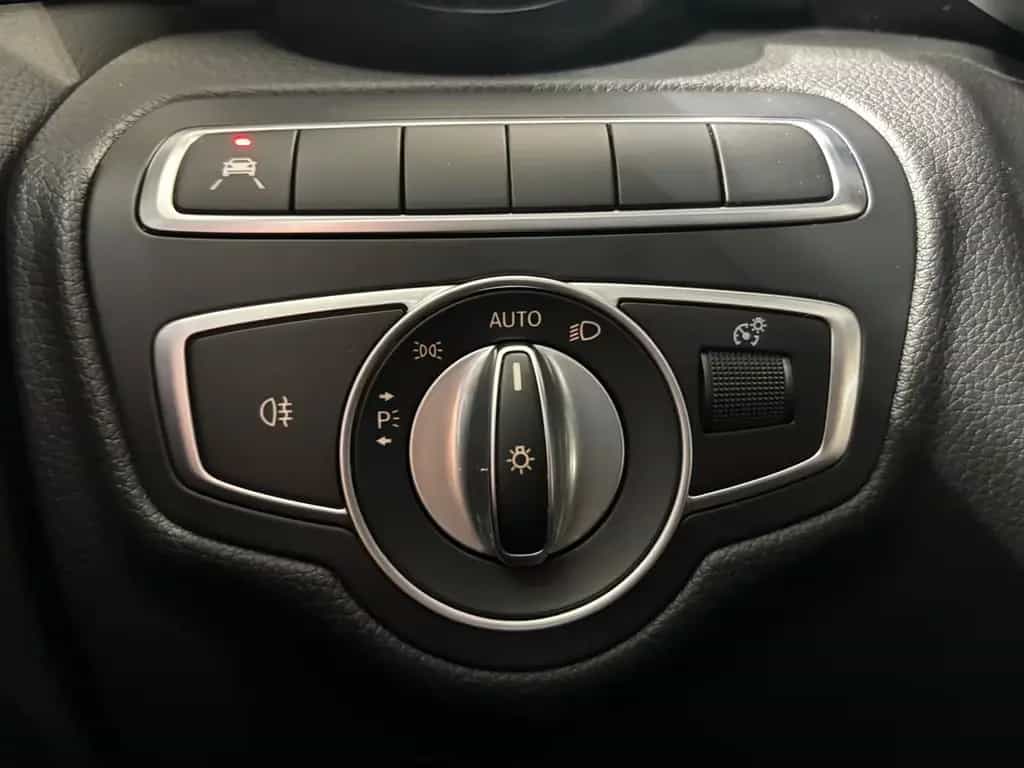 Mercedes-Benz C 200 C200 Lim. Aut. BEAM AMBI KAM SCHIEBE ASSIST 10/2019-photo-21