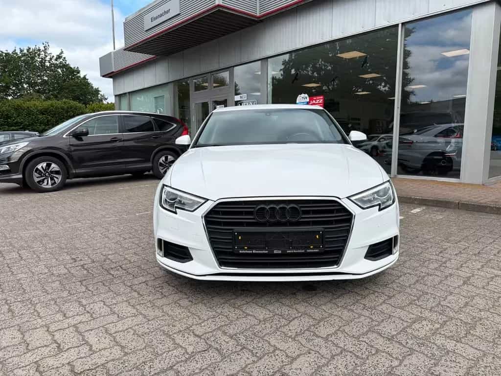 Audi A3 Limousine sport 07/2018-photo-1