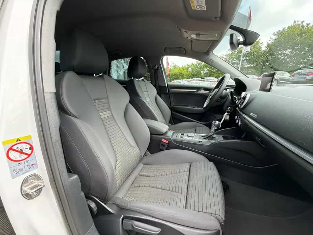 Audi A3 Limousine sport 07/2018-photo-10