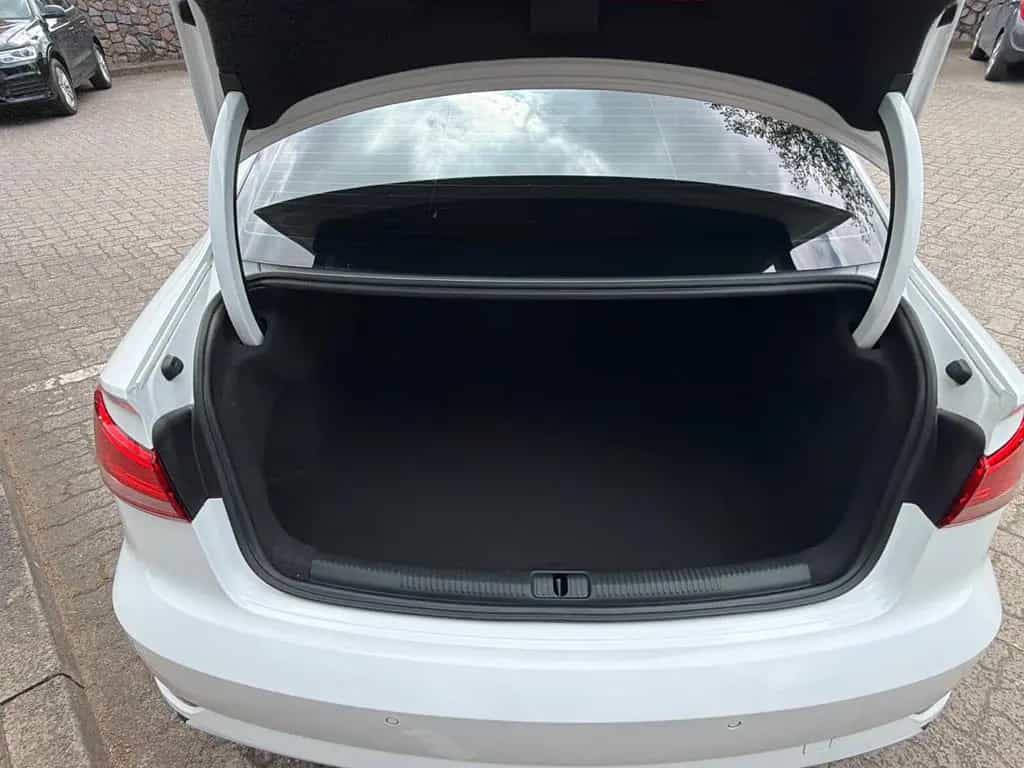 Audi A3 Limousine sport 07/2018-photo-15
