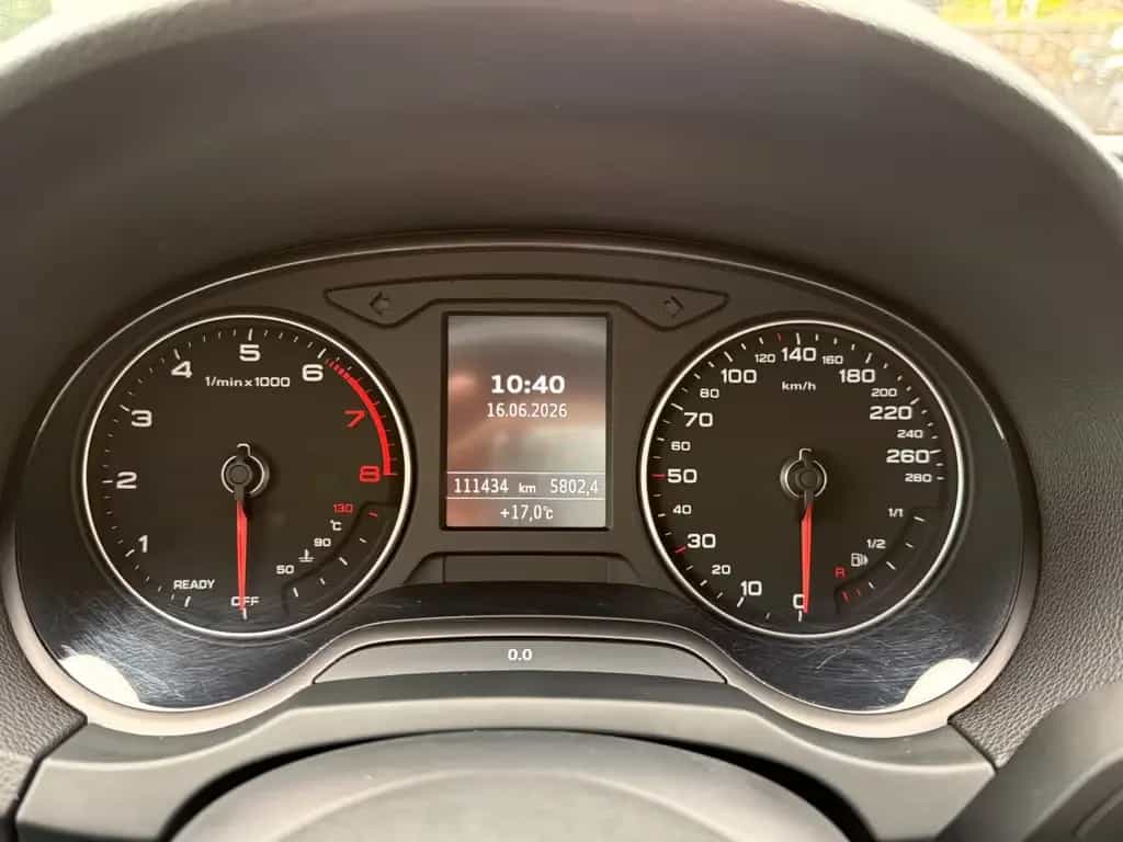 Audi A3 Limousine sport 07/2018-photo-23