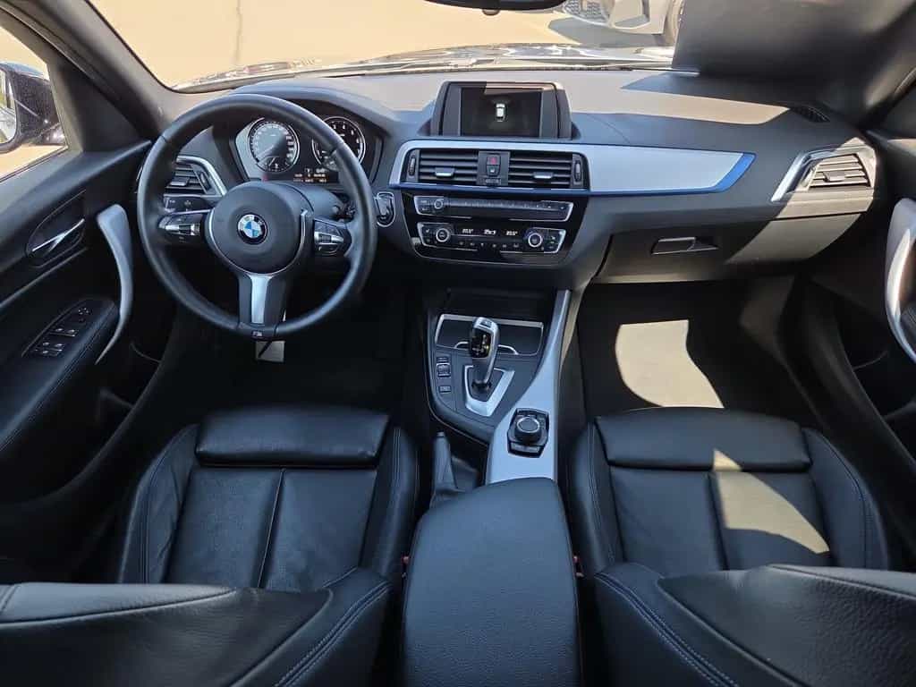BMW 118 i 5-Türer LED Tempomat USB Klimaaut. Shz PDC 07/2019-photo-17
