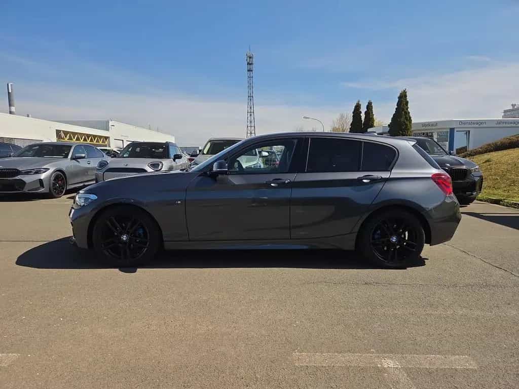 BMW 118 i 5-Türer LED Tempomat USB Klimaaut. Shz PDC 07/2019-photo-3