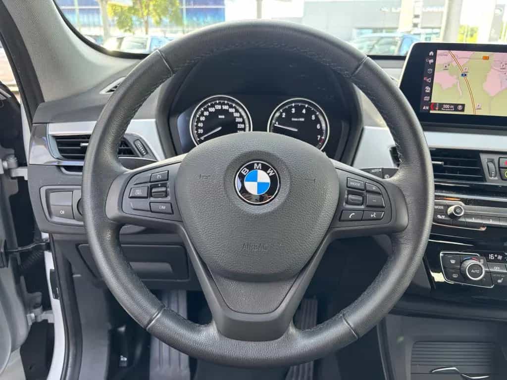 BMW X1 xDrive20i Advantage AHK/HUD/NAVI 07/2020-photo-8