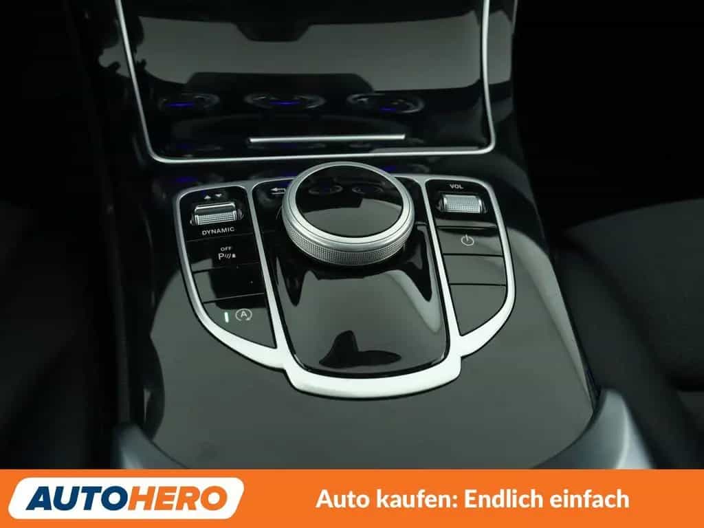 Mercedes-Benz C 180 CGI Avantgarde Aut.*LED*NAVI*TEMPO*PDC*SHZ 06/2018-photo-22