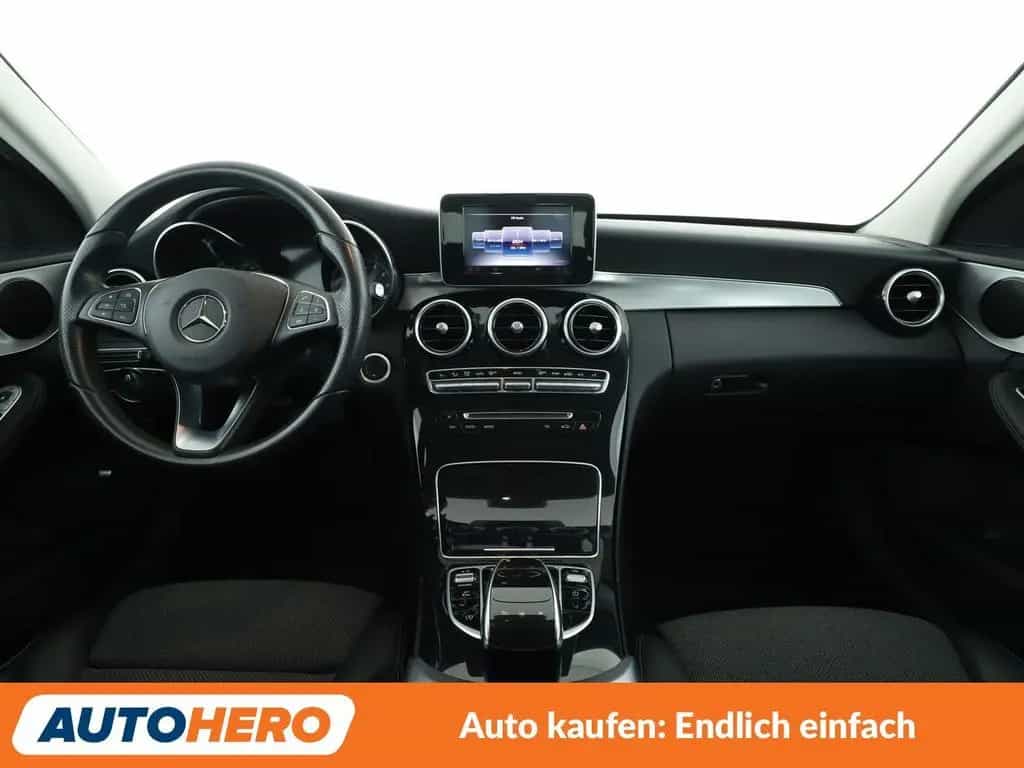 Mercedes-Benz C 180 C-Klasse C 180 CGI Avantgarde Aut.*NAVI*LED*PDC* 09/2017-photo-11