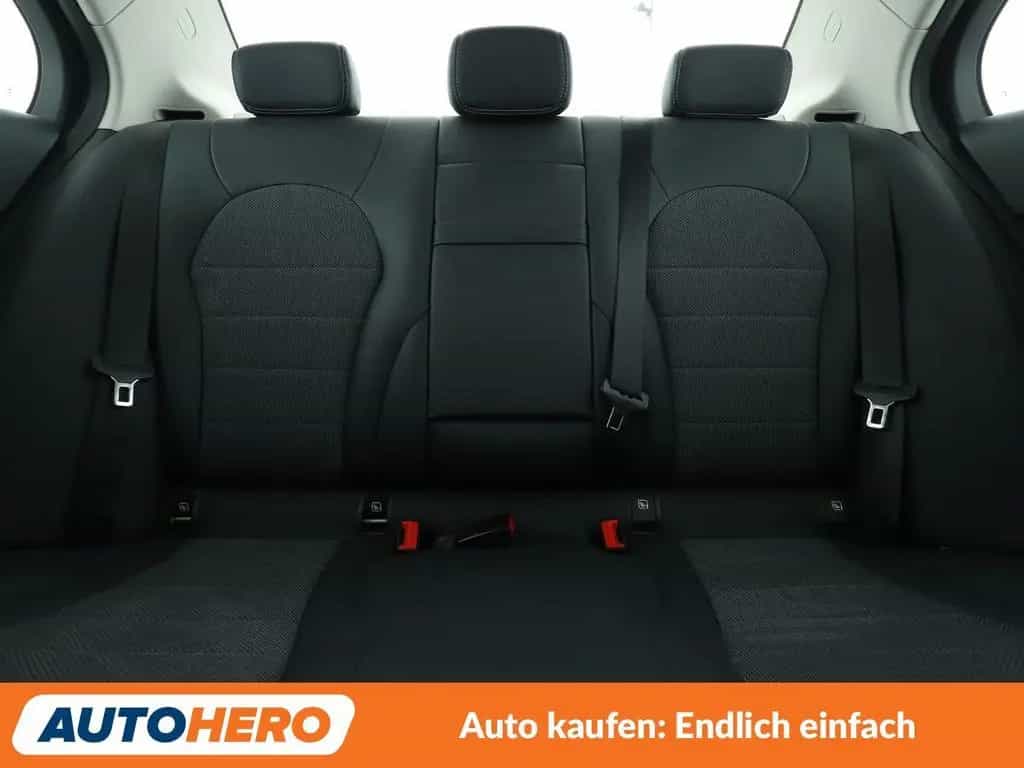 Mercedes-Benz C 180 C-Klasse C 180 CGI Avantgarde Aut.*NAVI*LED*PDC* 09/2017-photo-15