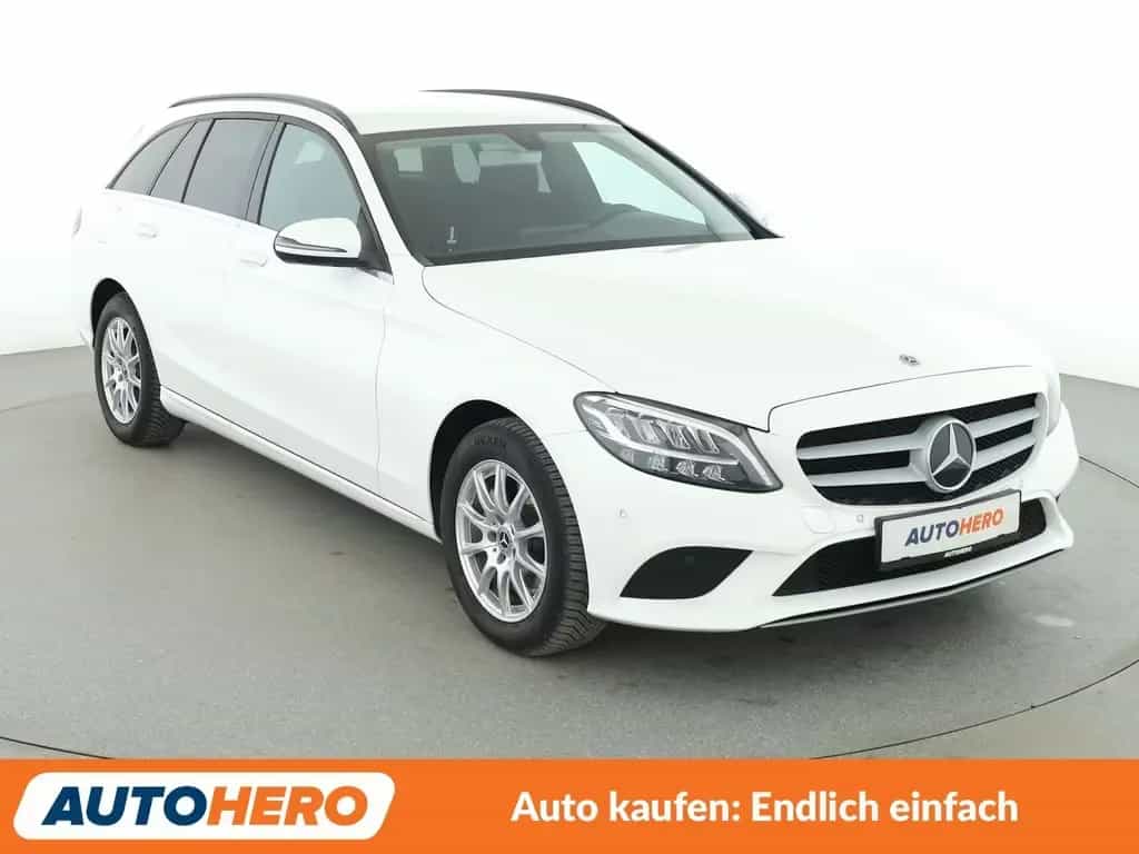 Mercedes-Benz C 180 CGI T*LED*NAVI*TEMPO*PDC*SHZ*KLIMA* 04/2019-photo-7