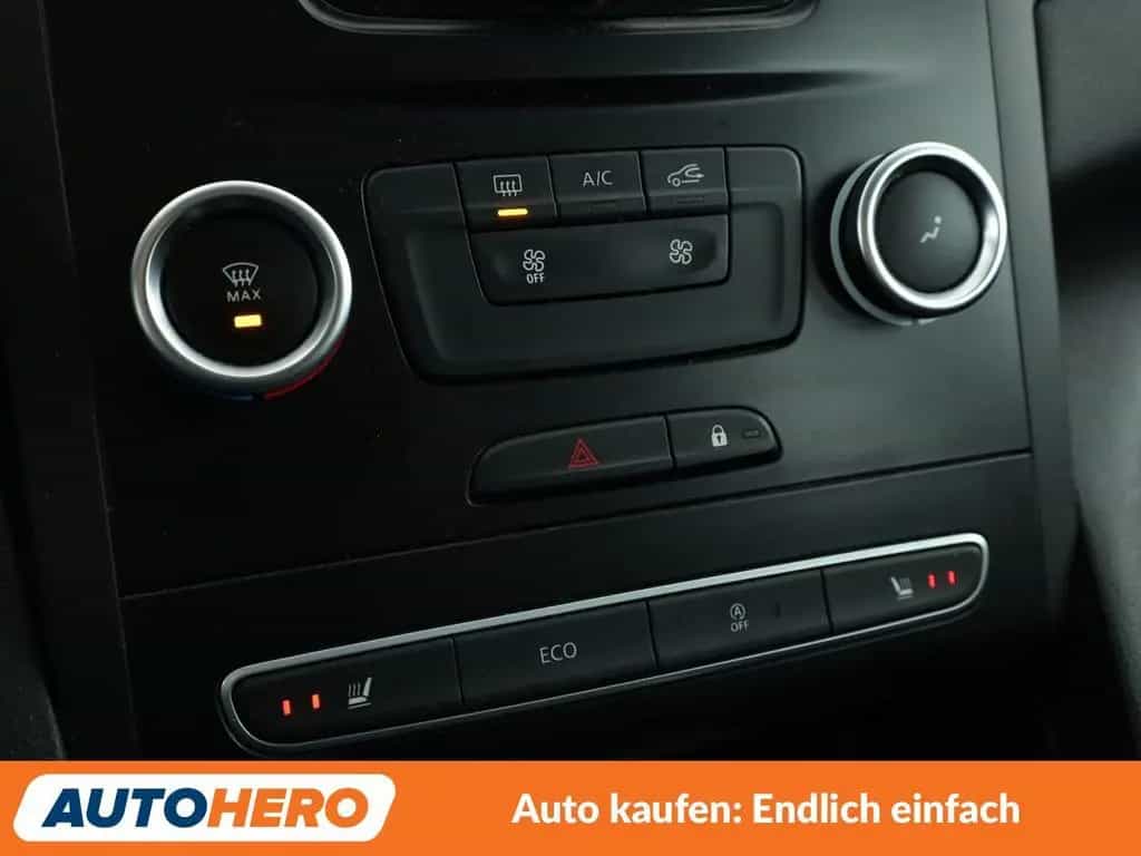 Renault Megane 1.3 TCe Limited*SHZ*TEMPO*KLIMA*GARANTIE* 03/2020-photo-21