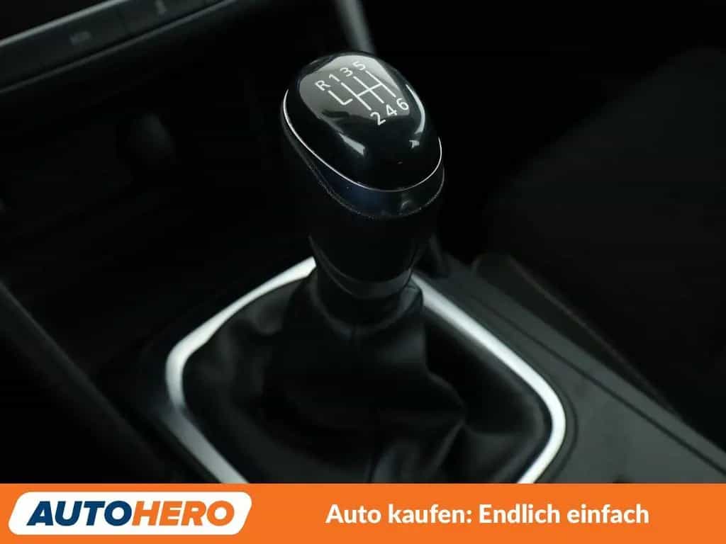 Renault Megane 1.3 TCe Limited*SHZ*TEMPO*KLIMA*GARANTIE* 03/2020-photo-22