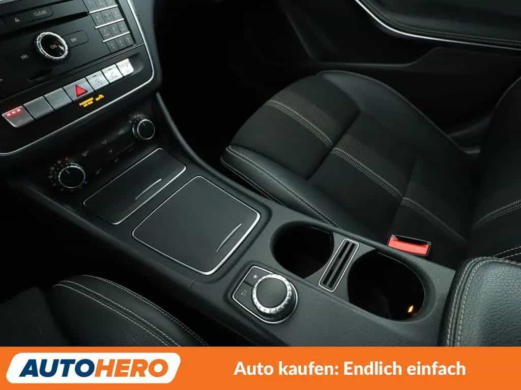 Mercedes-Benz CLA 200 Shooting Brake CLA-Klasse CLA 200 Shooting Brake Urban Aut.*LED 09/2016-photo-24