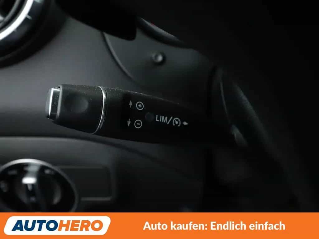 Mercedes-Benz CLA 200 Shooting Brake CLA-Klasse CLA 200 Shooting Brake Urban Aut.*LED 09/2016-photo-28