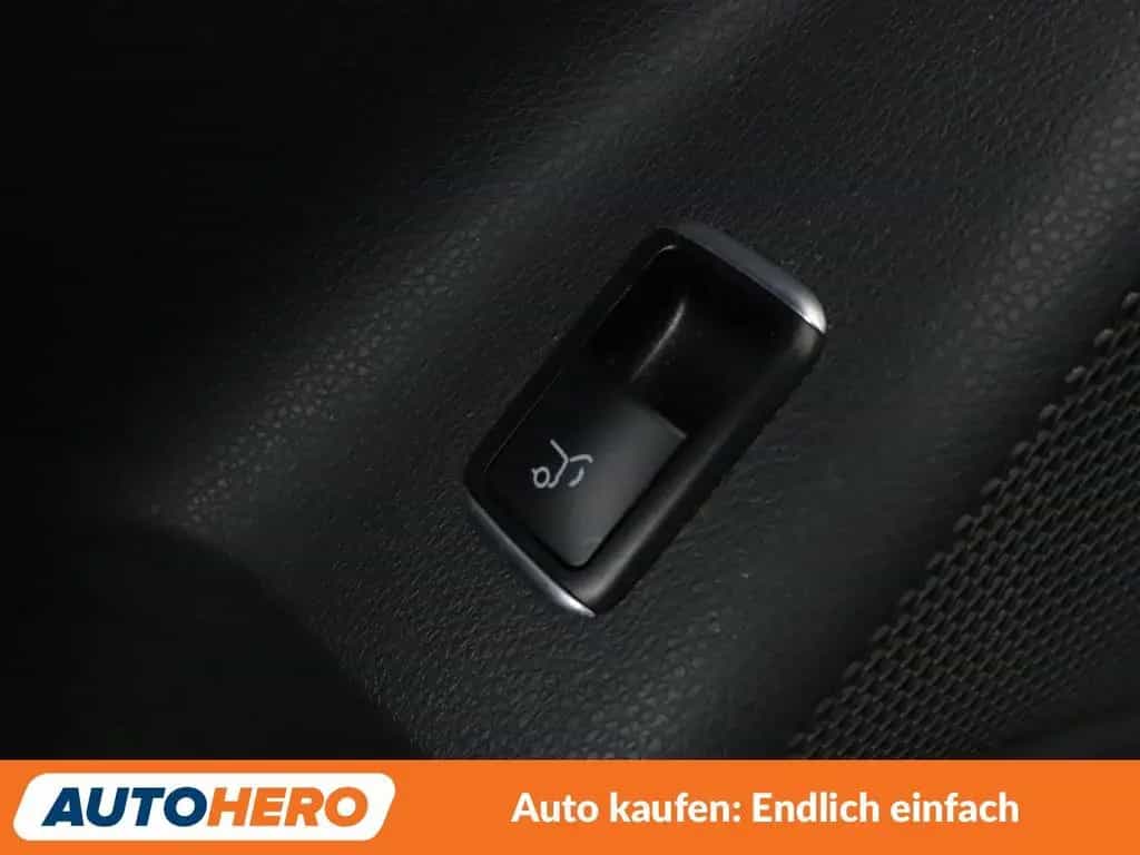 Mercedes-Benz CLA 200 Shooting Brake CLA-Klasse CLA 200 Shooting Brake Urban Aut.*LED 09/2016-photo-29