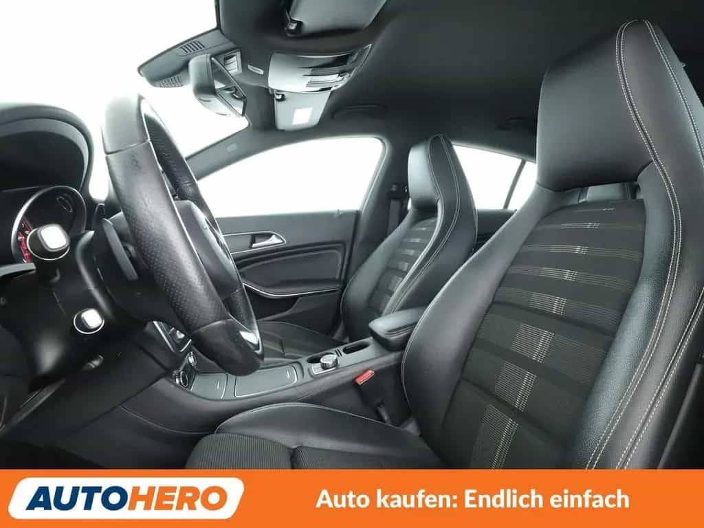 Mercedes-Benz CLA 200 Shooting Brake CLA-Klasse CLA 200 Shooting Brake Urban Aut.*LED 09/2016-photo-9