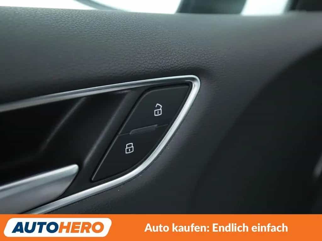 Audi A3 Sportback 1.6 TDI Design Aut.*NAVI*TEMPO*LED* 01/2019-photo-27