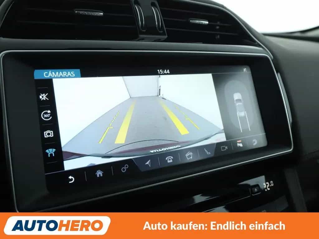 Jaguar F-Pace 30d Portfolio AWD Aut.*NAV*TEMP*360CAM* 09/2016-photo-20