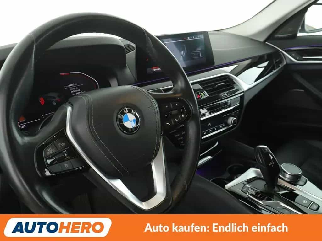 BMW 540 i xDrive Aut.*NAVI*LED*CAM*HUD*SHZ*TEMPO*ALU* 11/2019-photo-10