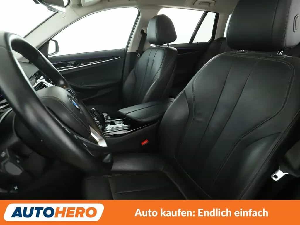 BMW 540 i xDrive Aut.*NAVI*LED*CAM*HUD*SHZ*TEMPO*ALU* 11/2019-photo-9