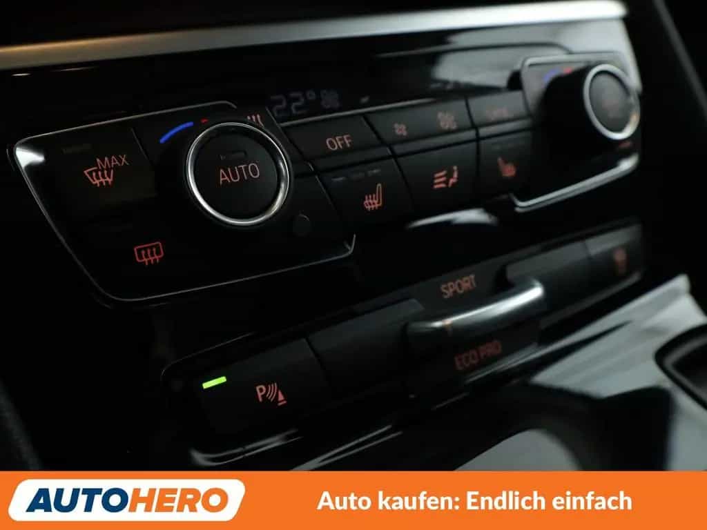 BMW 216 Active Tourer 216d Active Tourer Advantage Aut.*NAVI*TEMPO*PDC 08/2019-photo-25
