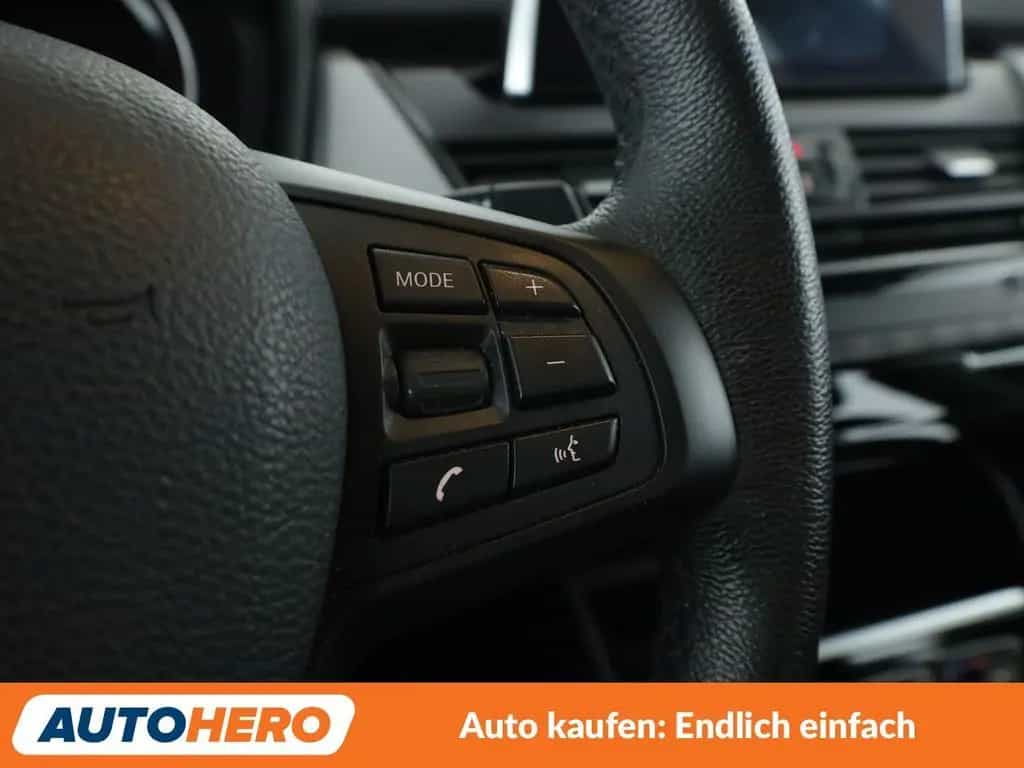 BMW 216 Active Tourer 216d Active Tourer Advantage Aut.*NAVI*TEMPO*PDC 08/2019-photo-28