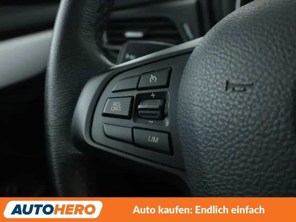 BMW 216 Active Tourer 216d Active Tourer Advantage Aut.*NAVI*TEMPO*PDC 08/2019-photo-29