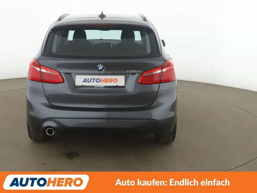 BMW 216 Active Tourer 216d Active Tourer Advantage Aut.*NAVI*TEMPO*PDC 08/2019-photo-4