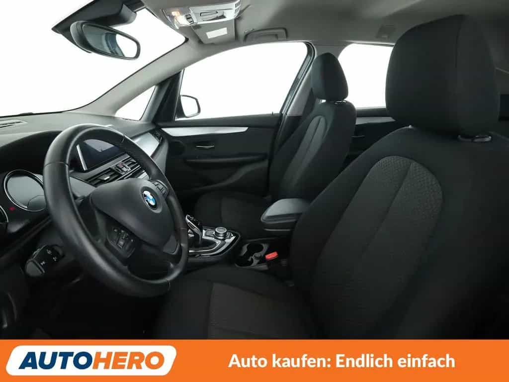BMW 216 Active Tourer 216d Active Tourer Advantage Aut.*NAVI*TEMPO*PDC 08/2019-photo-9