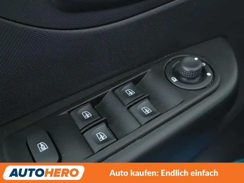 Renault Captur 1.2 TCe Limited *TEMPO*PDC*SHZ* 10/2016-photo-24