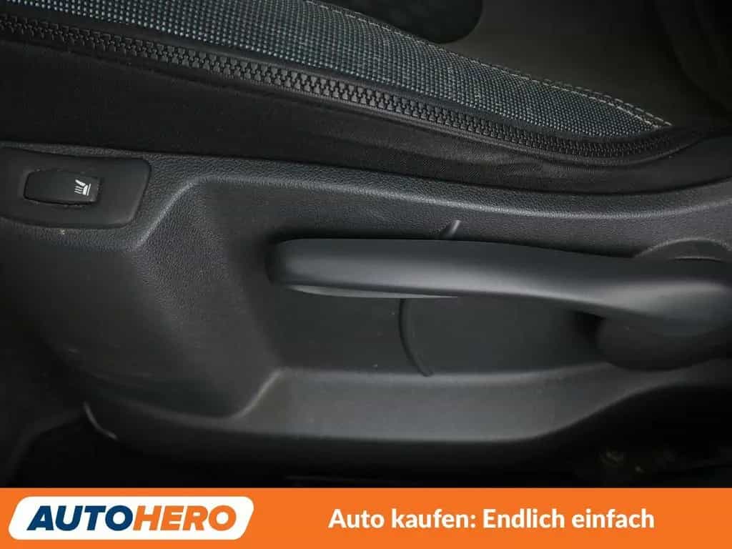 Renault Captur 1.2 TCe Energy Intens*NAVI*LED*CAM*PDC* 11/2017-photo-31