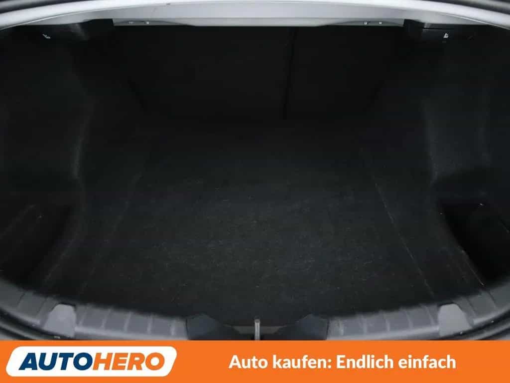 BMW 218 2er 218i Aut.*NAVI*TEMPO*PDC*SHZ*LIM*KLIMA* 12/2016-photo-17