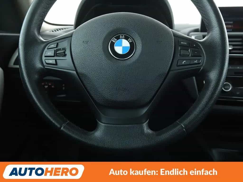 BMW 218 2er 218i Aut.*NAVI*TEMPO*PDC*SHZ*LIM*KLIMA* 12/2016-photo-18