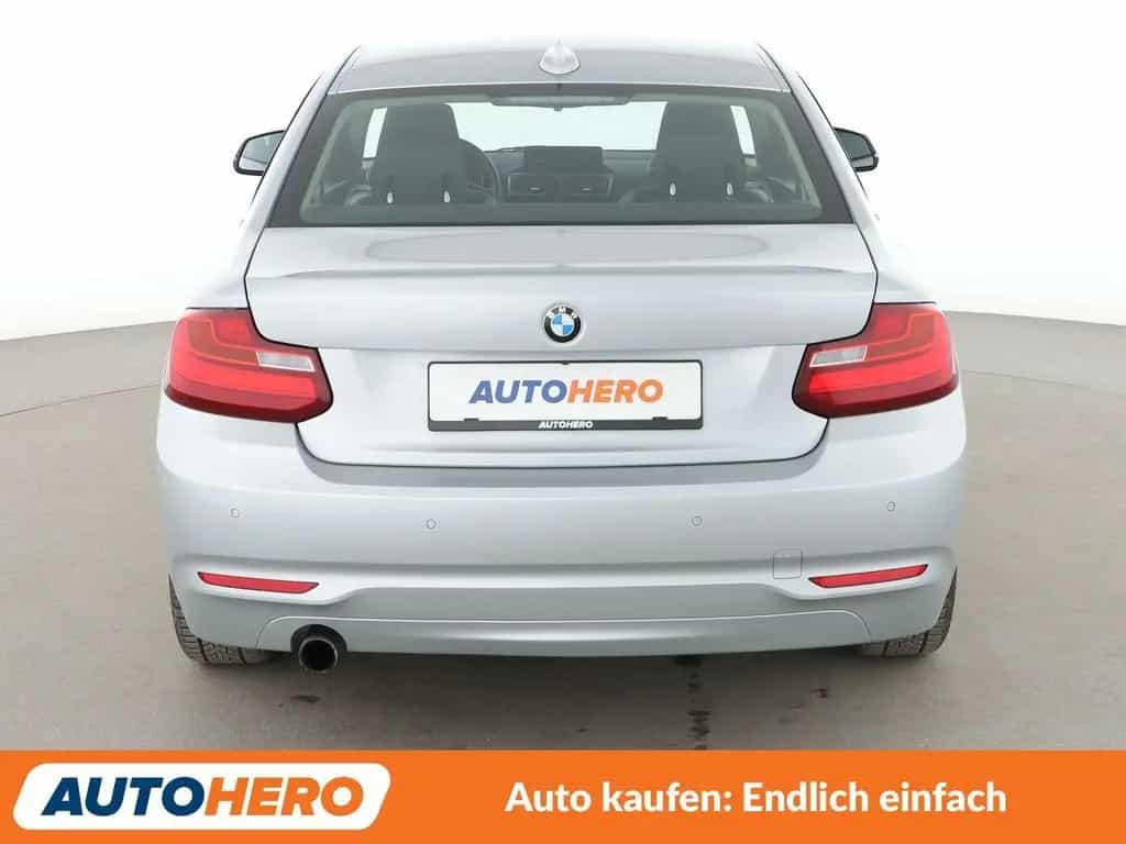 BMW 218 2er 218i Aut.*NAVI*TEMPO*PDC*SHZ*LIM*KLIMA* 12/2016-photo-4