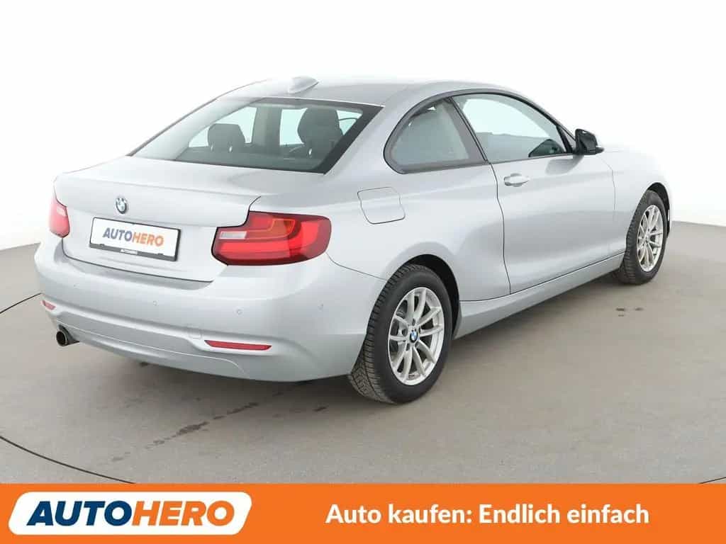 BMW 218 2er 218i Aut.*NAVI*TEMPO*PDC*SHZ*LIM*KLIMA* 12/2016-photo-5