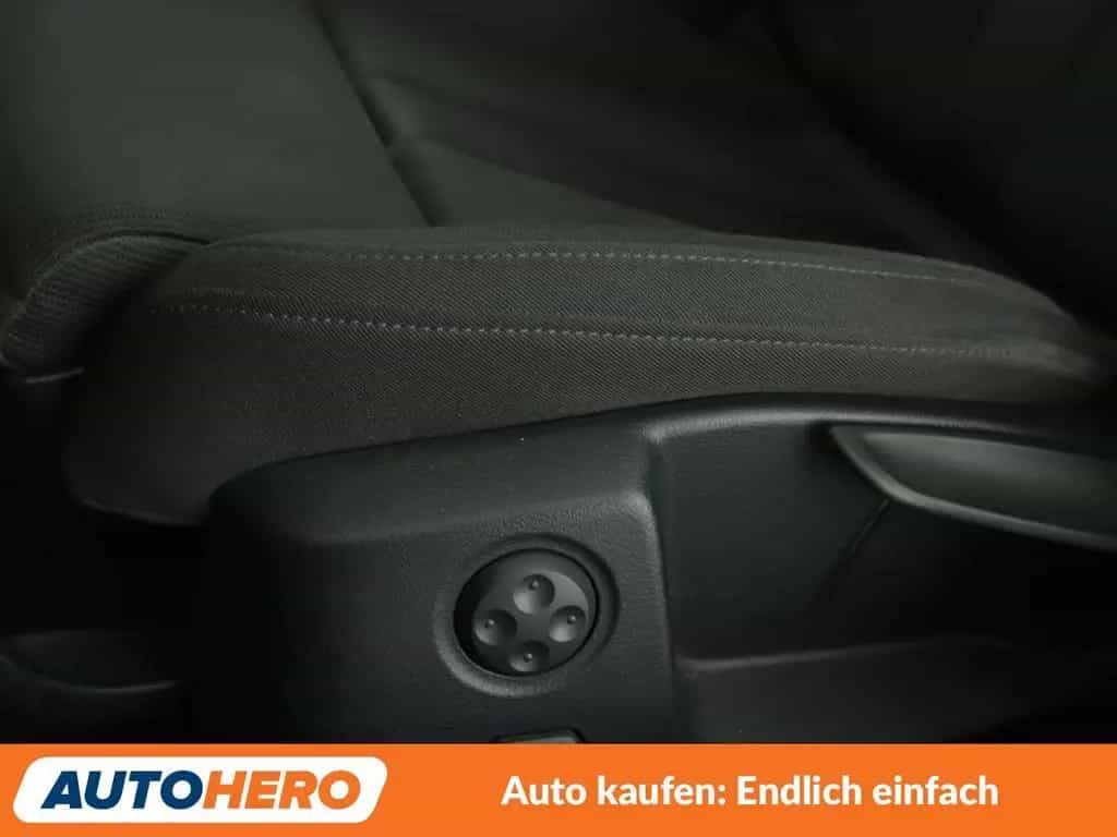 Audi A4 40 TDI advanced Aut.*NAV*TEMP*CAM*PDC*SHZ*AHK 12/2019-photo-25