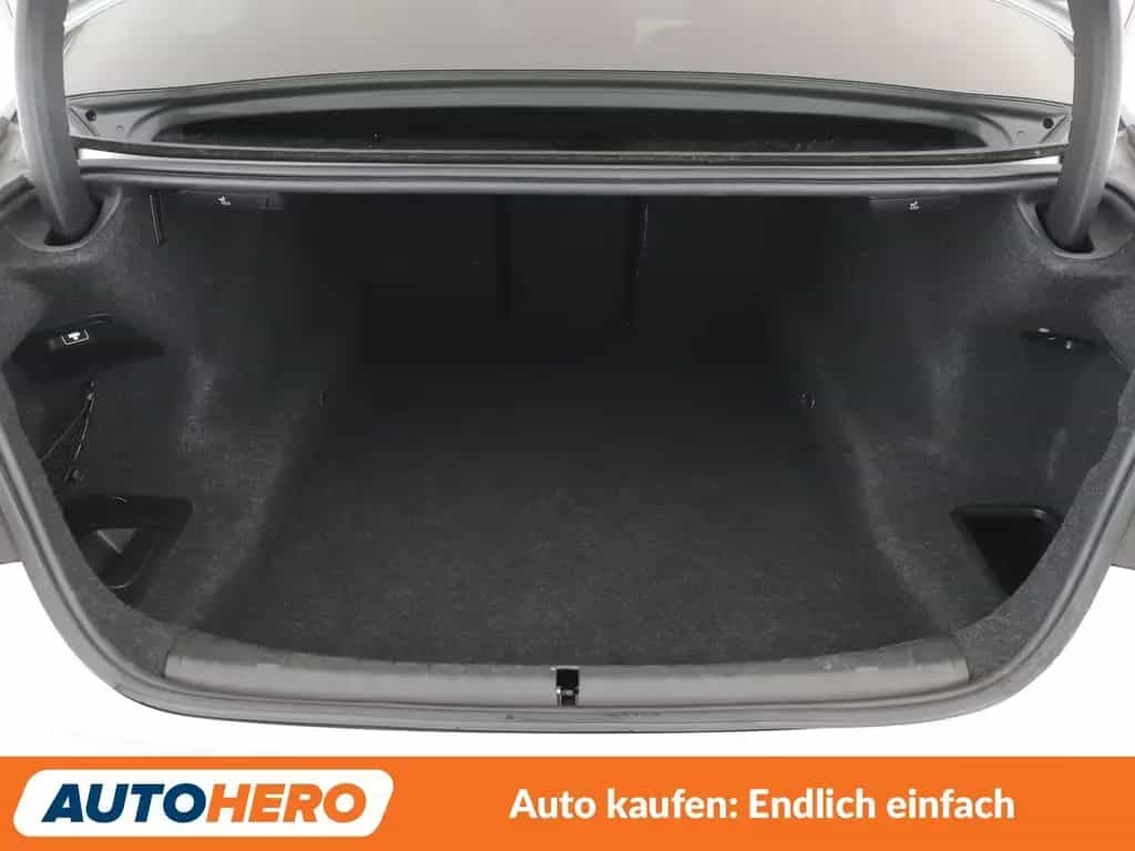 BMW 530 i xDrive Sport Line Aut.*NAVI*LED*HUD*CAM*PDC 05/2017-photo-17