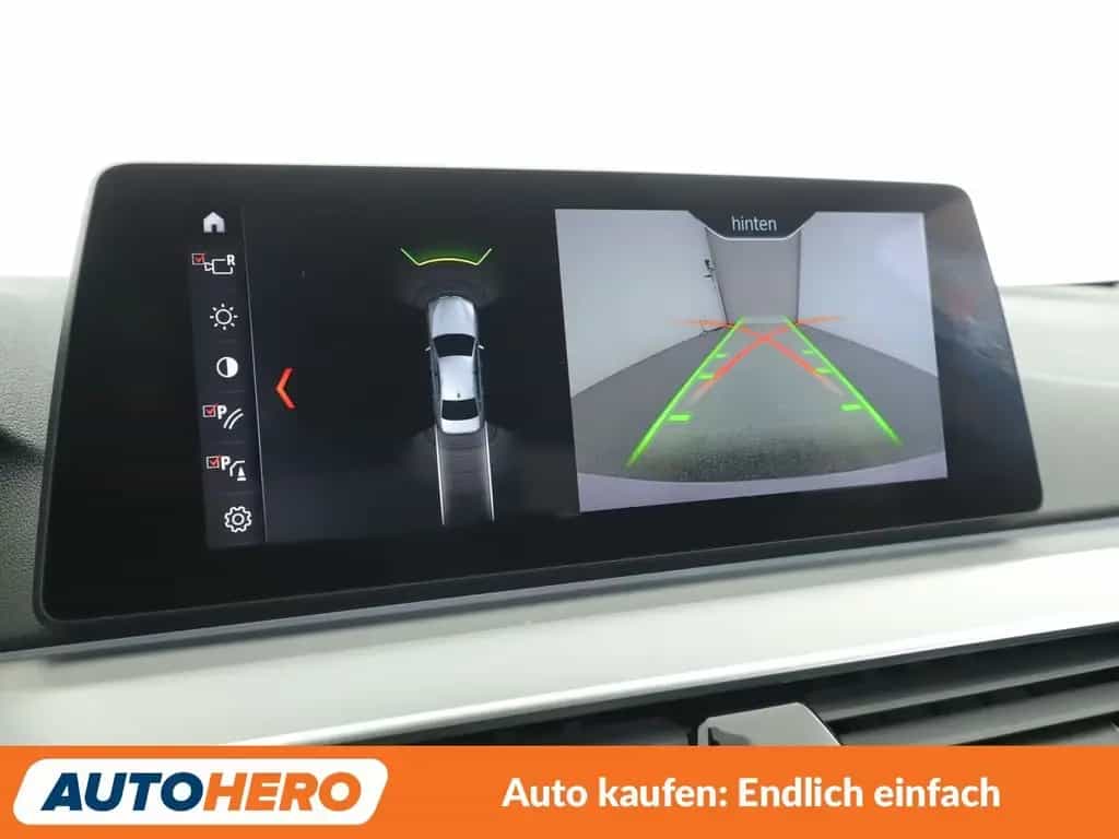 BMW 530 i xDrive Sport Line Aut.*NAVI*LED*HUD*CAM*PDC 05/2017-photo-21