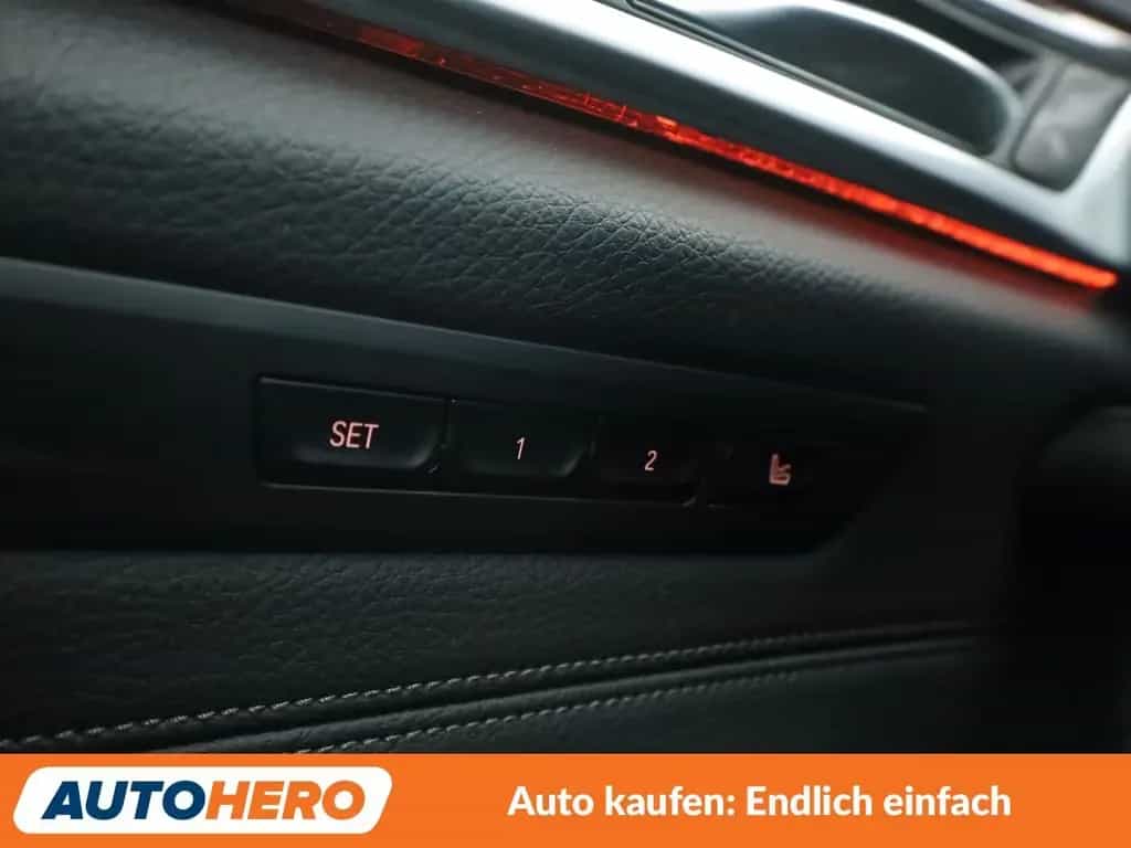 BMW 540 i Sport Line Aut.*NAVI*LED*360CAM*ACC*SHZ* 09/2017-photo-30