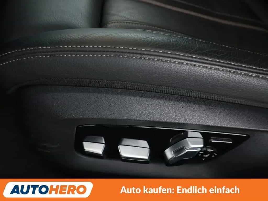 BMW 540 i Sport Line Aut.*NAVI*LED*360CAM*ACC*SHZ* 09/2017-photo-34