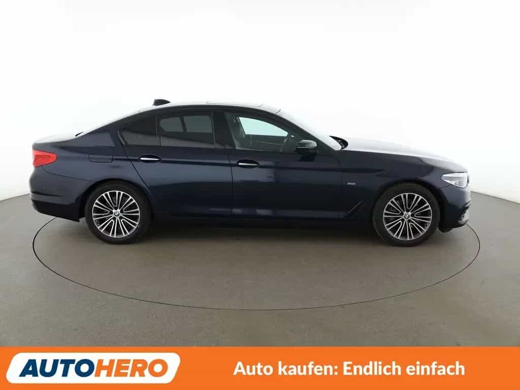 BMW 540 i Sport Line Aut.*NAVI*LED*360CAM*ACC*SHZ* 09/2017-photo-6
