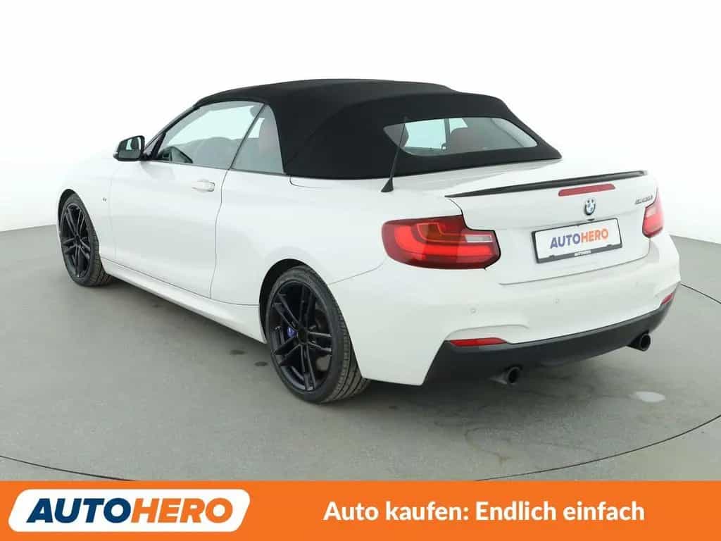 BMW M235 2er M235i Aut.*NAVI*BI-XENON*TEMPO*CAM*PDC*SHZ* 06/2016-photo-3