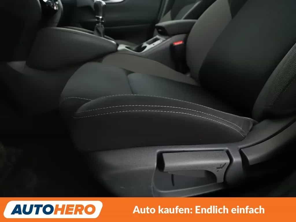 Nissan Qashqai 1.2 N-Connecta*NAVI*TEMPO*CAM*PDC*SHZ* 09/2018-photo-27