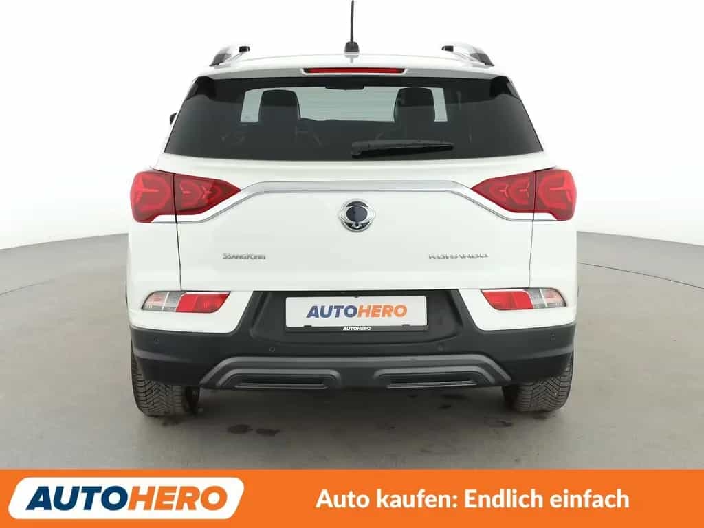 Ssangyong Korando 1.6 TD Sapphire 4x4 Aut.*ACC*CAM*PDC*LIM 09/2019-photo-4
