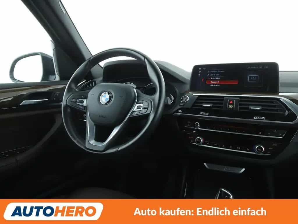 BMW X3 xDrive 30i Advantage Aut.*NAVI*LED*HUD*TEMPO* 07/2018-photo-12